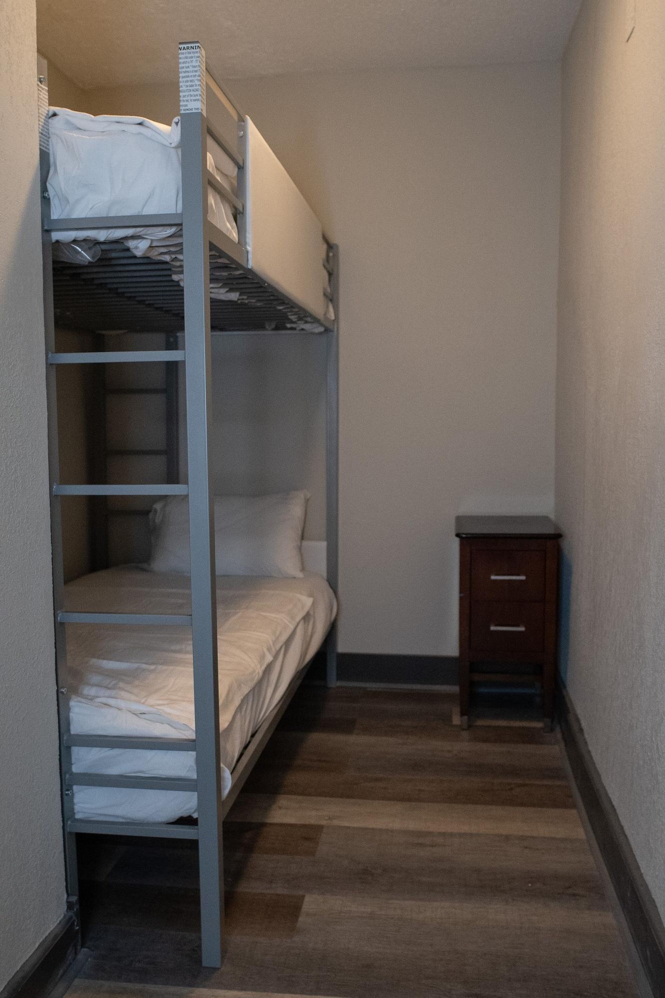 Americas Best Value Inn 迪尔伯恩 外观 照片